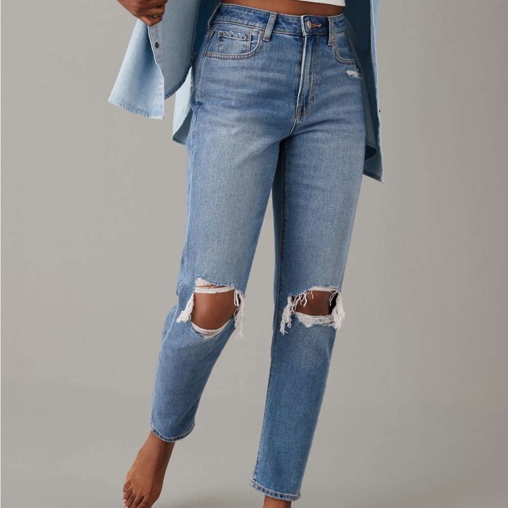 American Eagle Curvy Stretch Mom Jean
